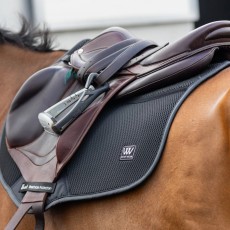 Woof Wear Ivent Close Contact Saddlepad (Black) Woof Wear Ivent Close Contact Saddlepad (Black)